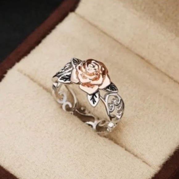 Jewelry - Silver Floral Band 14K Rose Gold Flower Ring
